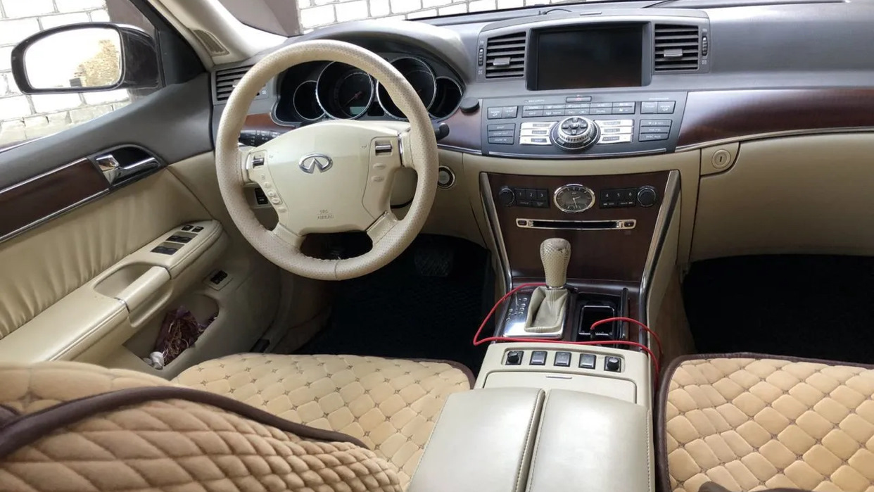 Infiniti M (2G) 3.5 бензиновый 2009 | Черный фин на DRIVE2