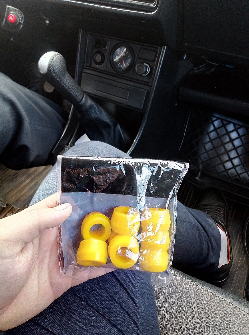 "Замена резинок на амортизаторах" — Lada 210740, 1,6 л, 2010 года ...