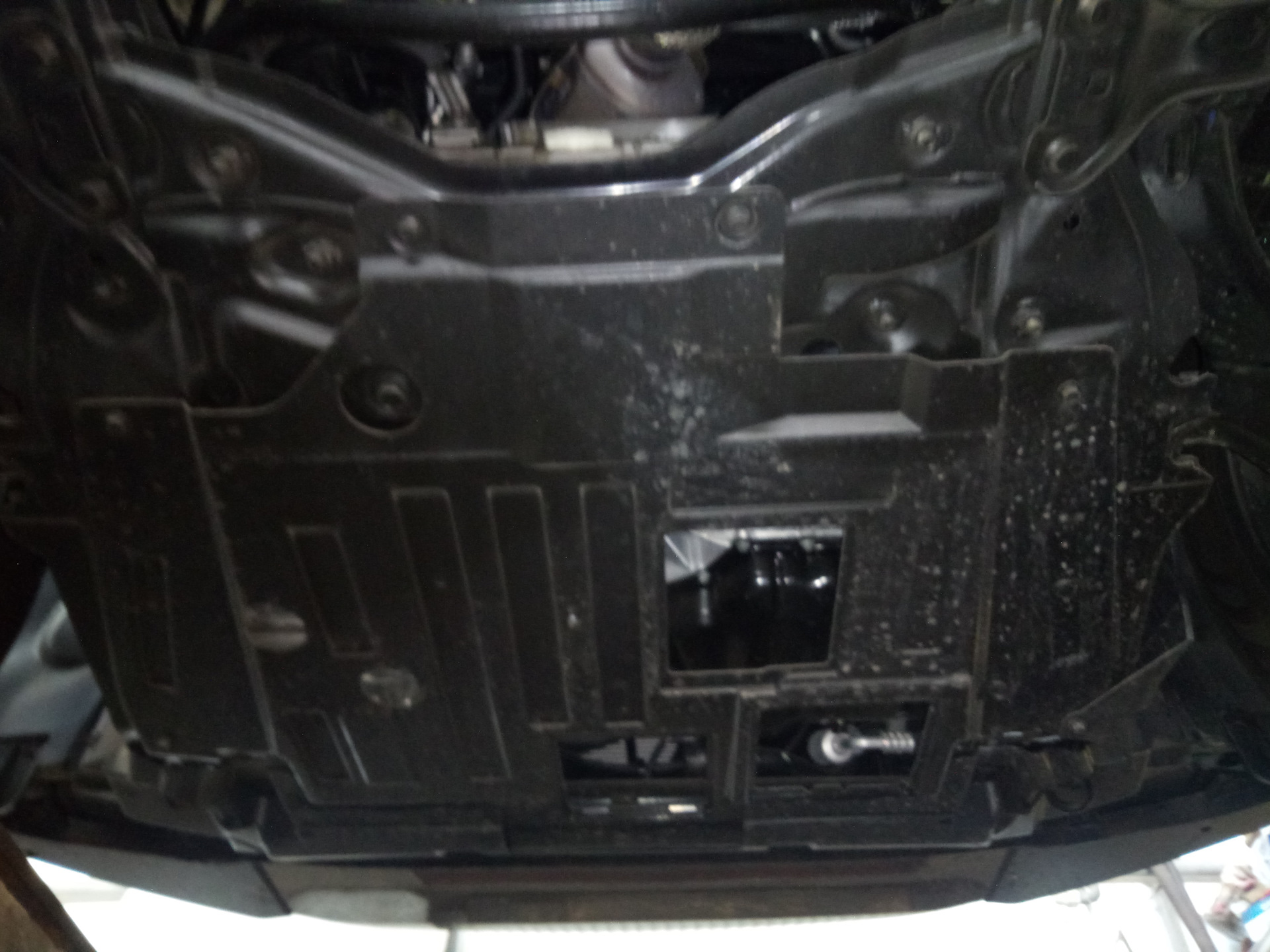 Защита днища haval h5. Защита днища хавал н9. Защита картера хавал ф7. Защита днища haval h6. Защита двигателя haval jolion 2wd.