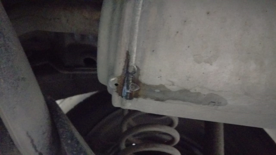 Конденсат из выхлопной трубы — Hyundai Solaris (2G), 1,6 л, 2019 года ...