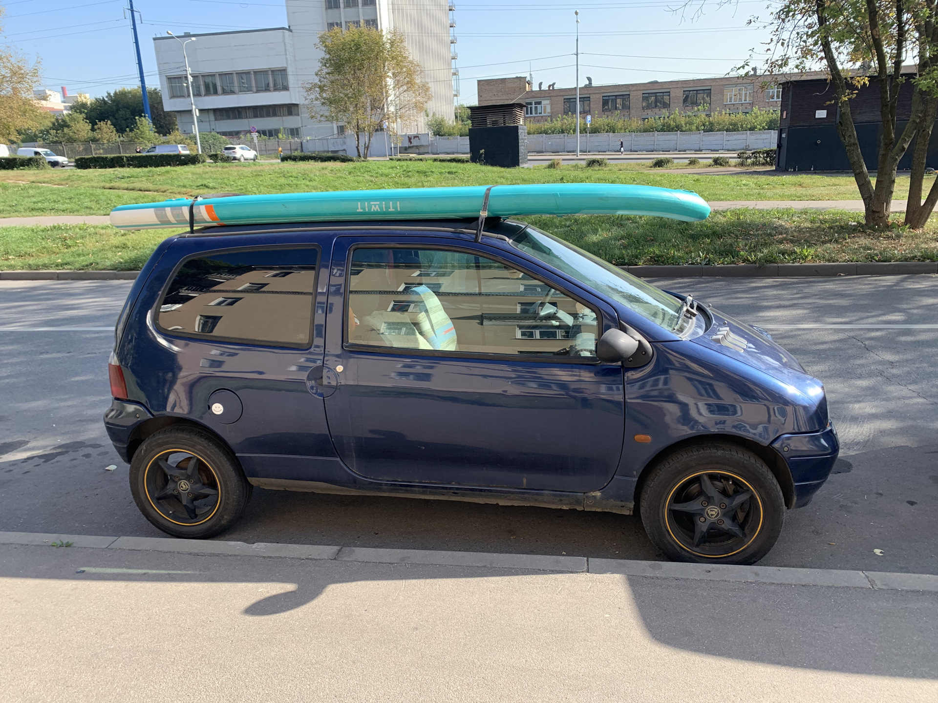 Renault Twingo багажник