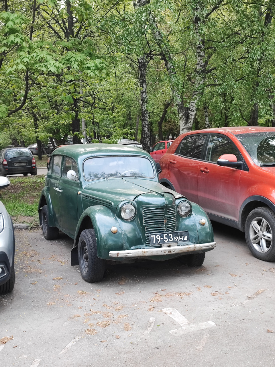 Неожиданно встретила Москвич в московском спальном районе — Сообщество  «Брошенные Машины» на DRIVE2