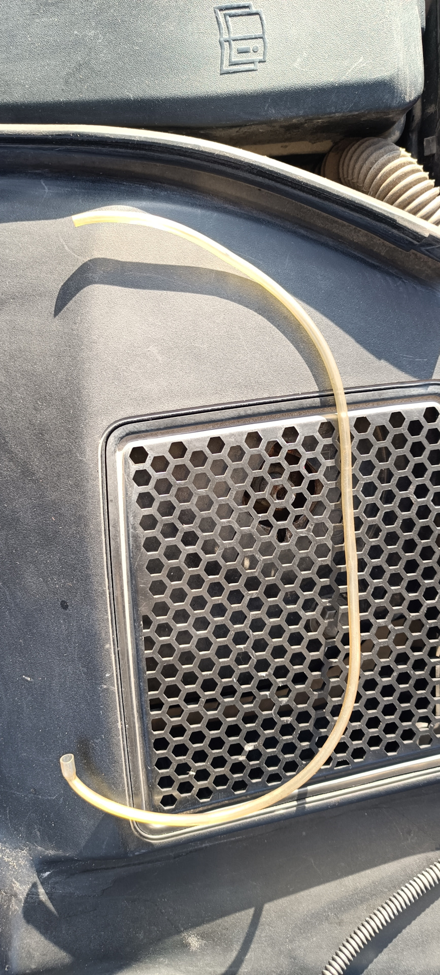 Первый мелкий ремонт — Volvo S80 (2G), 2,5 л, 2009 года | своими руками ...