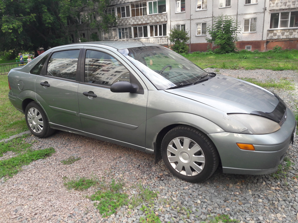 Форд фокус 1 2004 1.6. Ford Focus 2004. Ford Focus 2004 седан. Фокус 1 2004. Форд фокус 1 седан 2004.