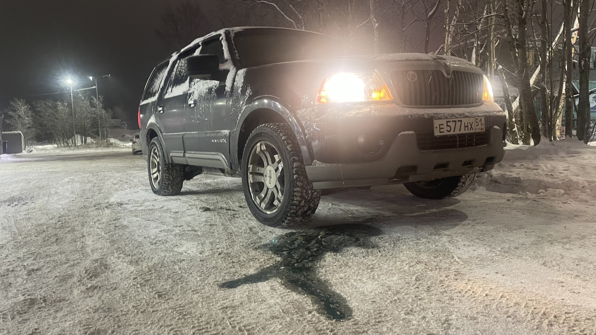 Потек бачок омывайки — Lincoln Navigator (2G), 5,4 л, 2002 года ...