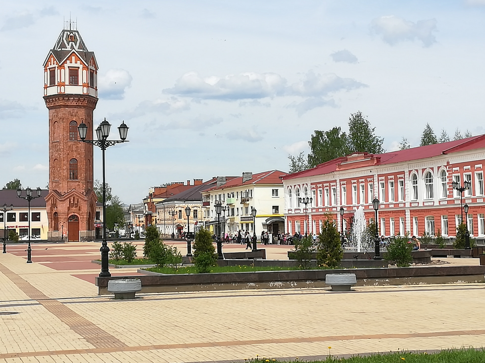 башня в старой руссе