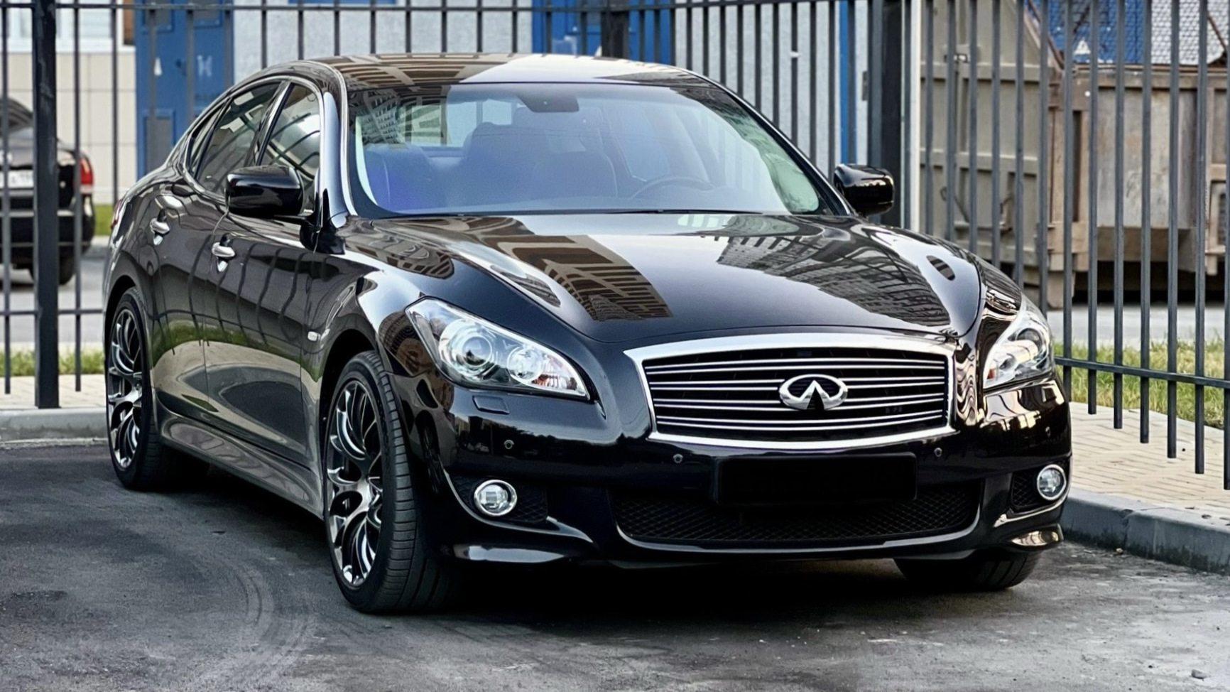 Infiniti M (3G) 3.7 бензиновый 2012 | 37 S на DRIVE2