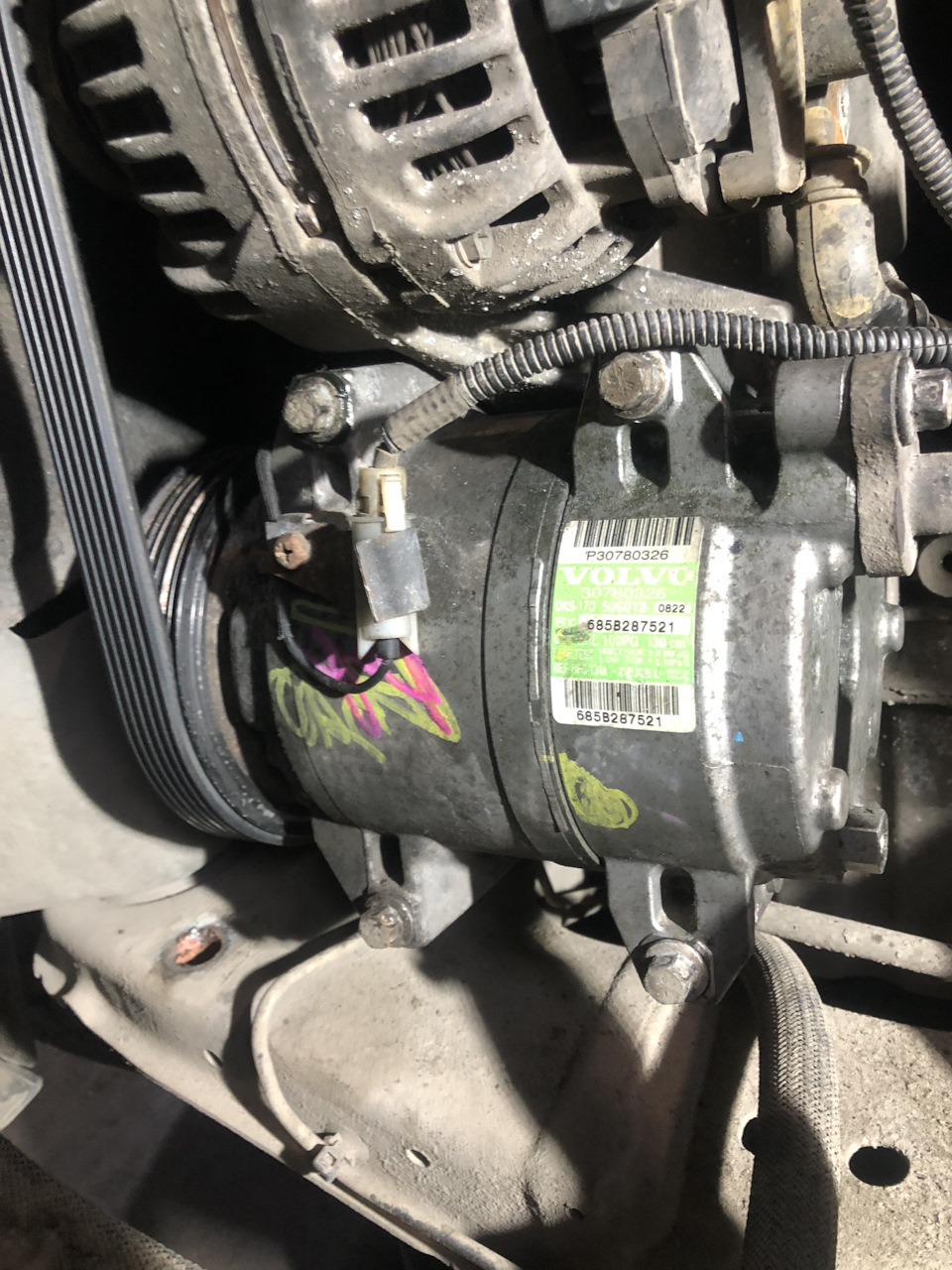 Фото в бортжурнале Volvo XC90 (1G)