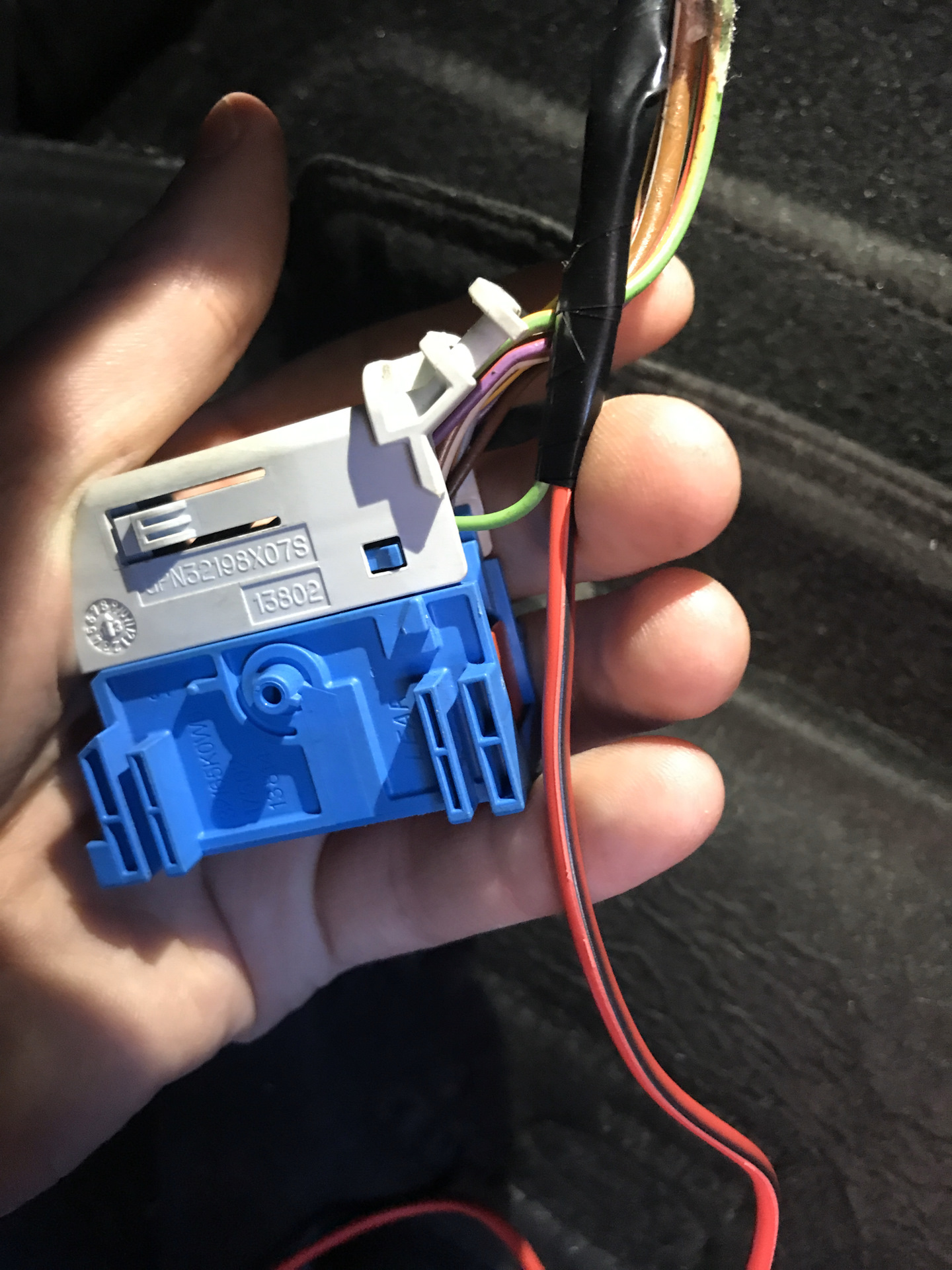 модуль парктроника форд фокус 2. форд фокус провода на динамики. форд фокус 3 подключение. провод асс форд фокус 3. фишка фары форд фокус 3.