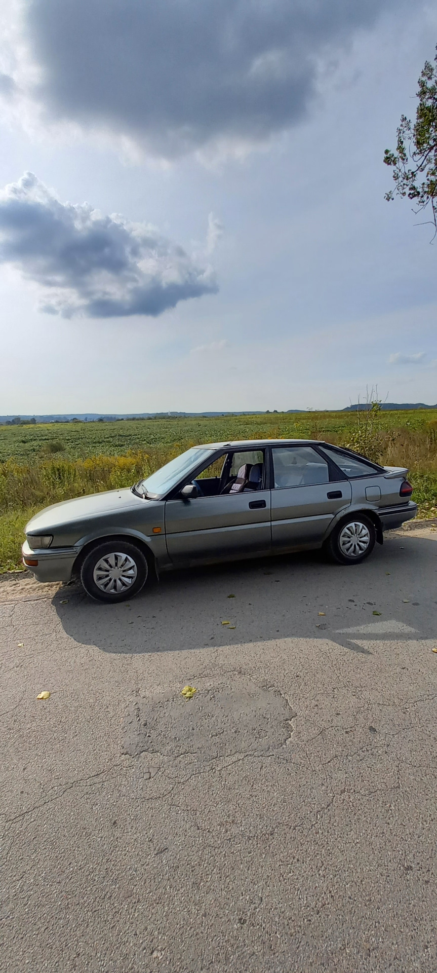 Из-за чего может быть большой расход топлива? — Toyota Corolla (90), 1,6 л,  1987 года | поломка | DRIVE2