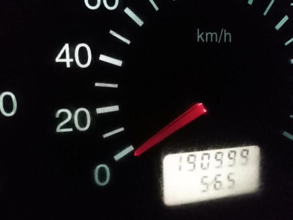 Установил датчик уровня жидкости в бачке омывателя — Toyota Camry (XV30 ...