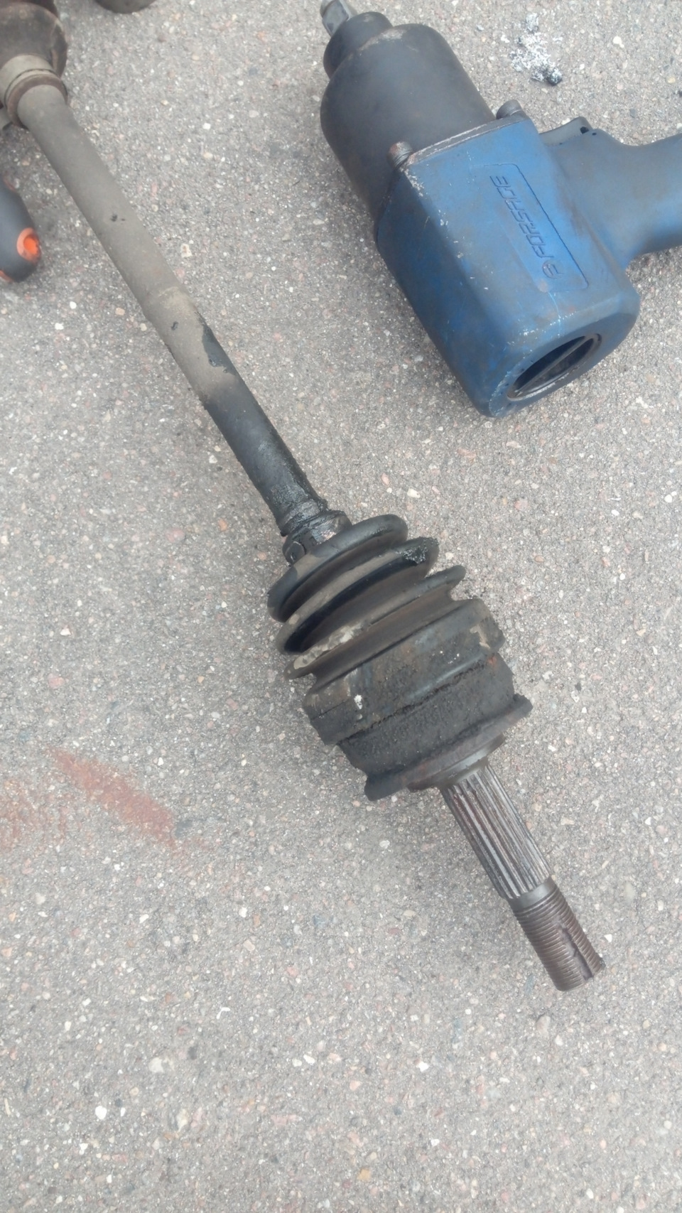 Коробка заплакала… Шрус захрустел… или крокодил не ловиться, не растёт ...