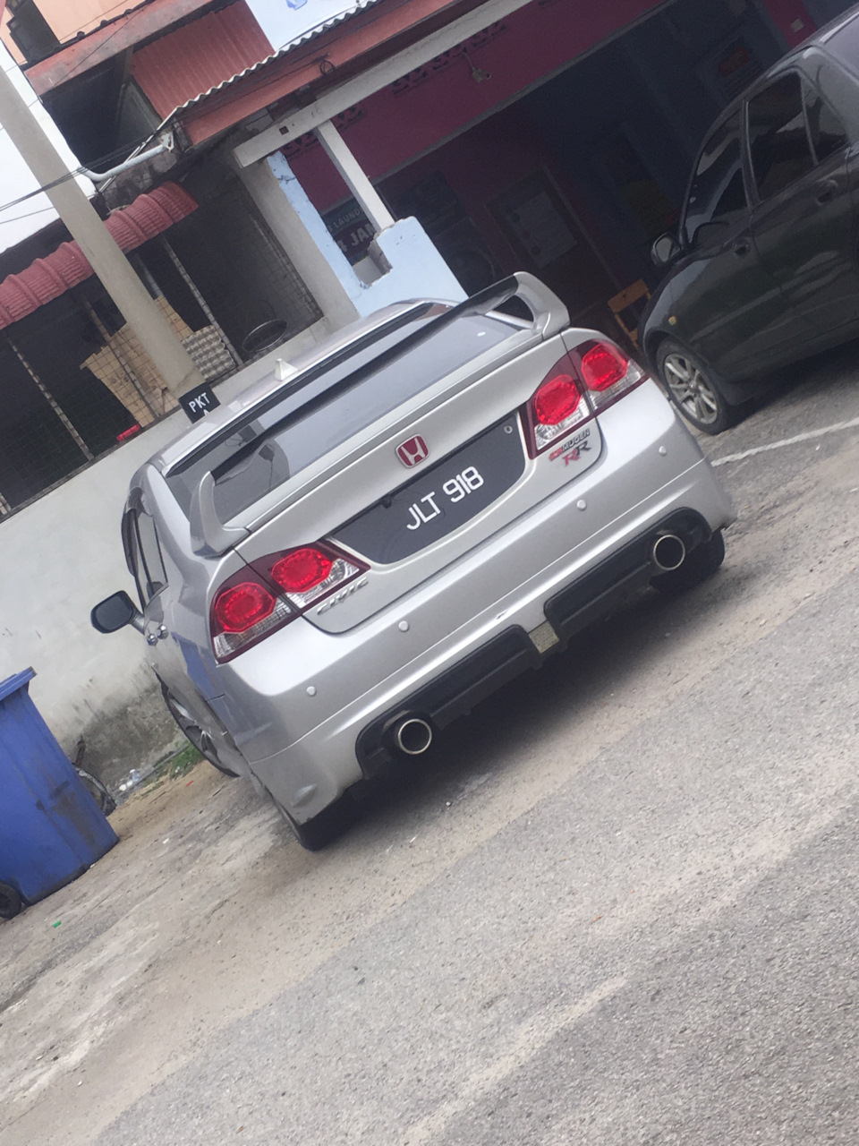 Ещё один из вариантов — Honda Civic 4D (8G)