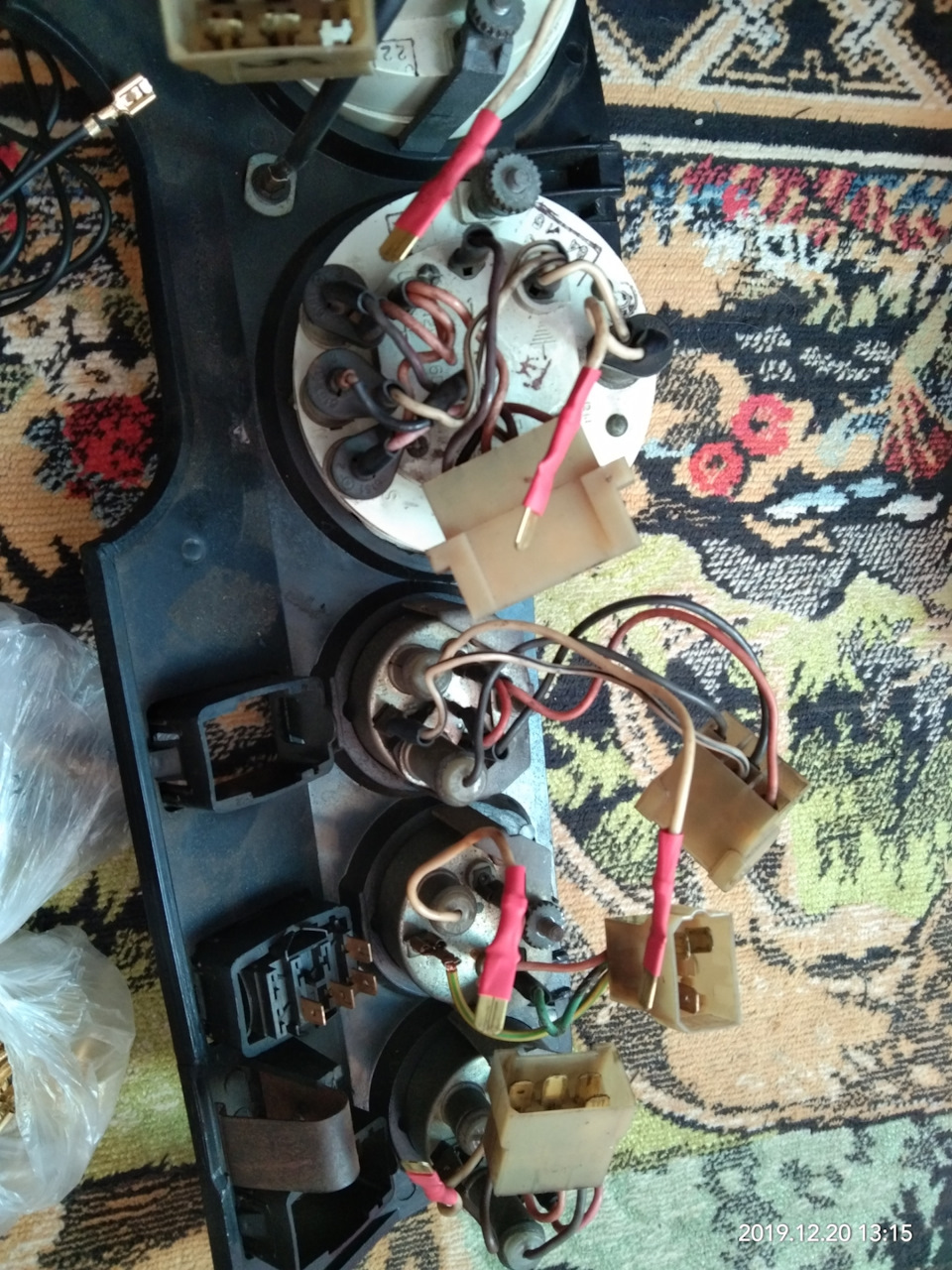 Подсветка приборов — Lada 2106, 1,6 л, 1984 года | аксессуары | DRIVE2