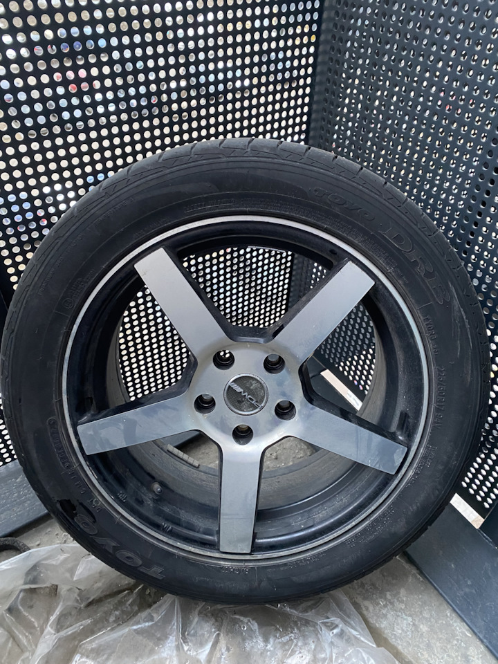 Шины летние Toyo 225/50 R17, литые диски PDW 7Jx17 ET45 5x114,3 на KIA ...