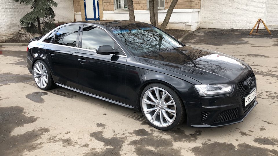 Audi a6 черный дым