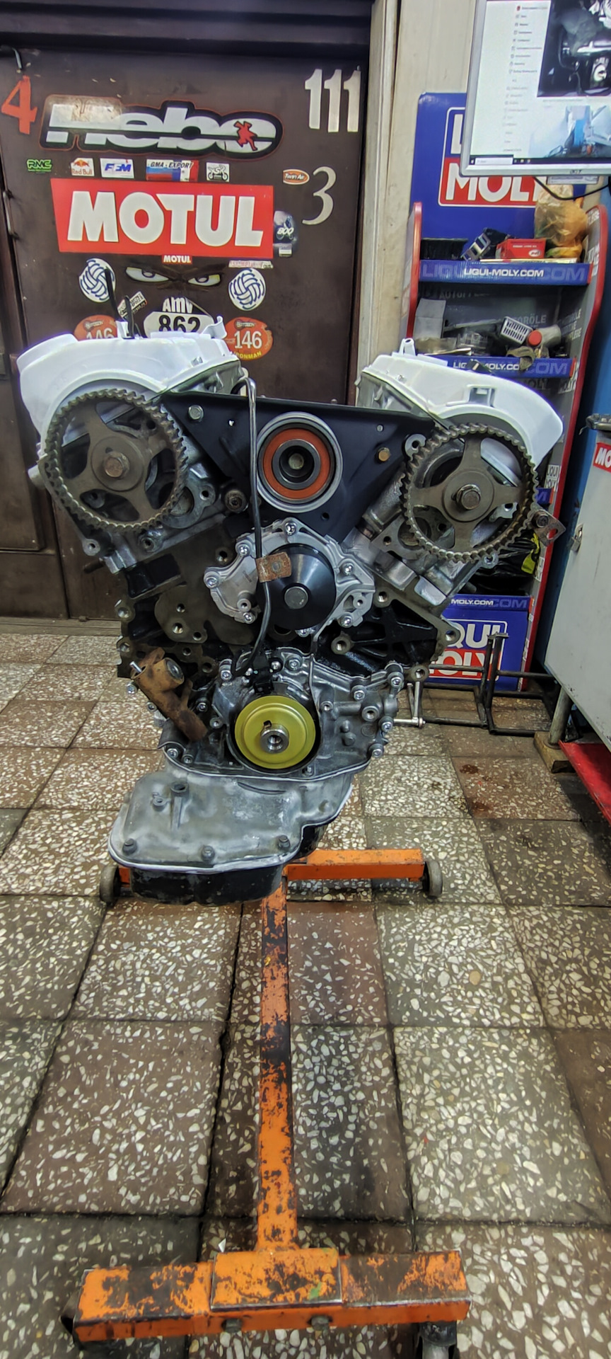 Фото в бортжурнале Mitsubishi Diamante (2G)