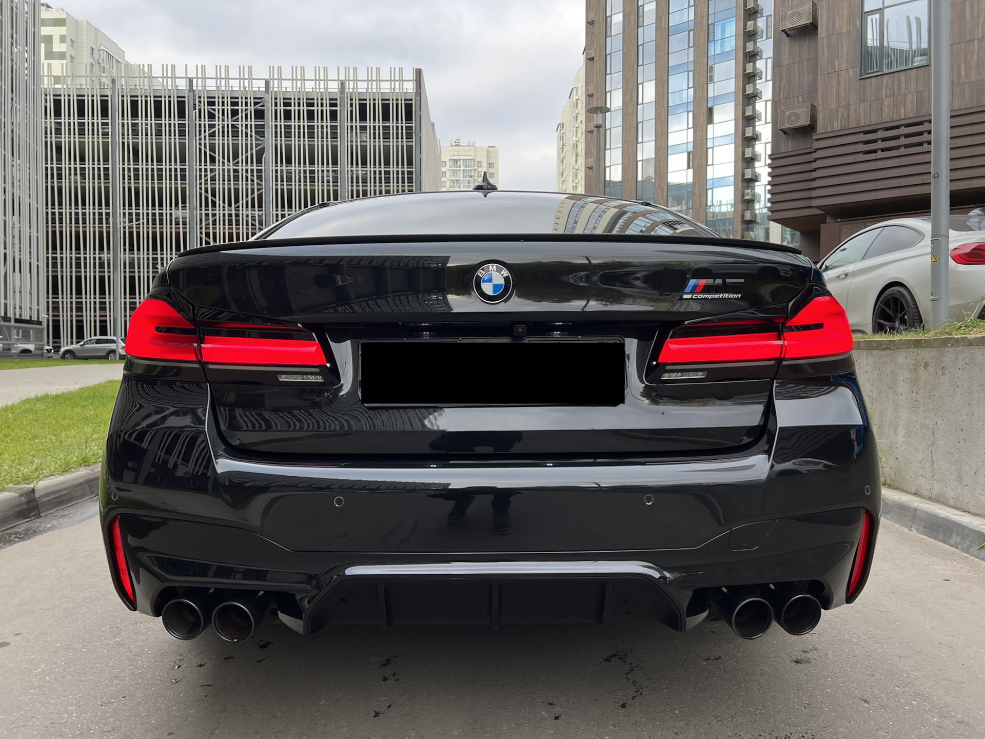 В продаже Bmw M5 F90 🏎 — Bmw M5 F90 4 4 л 2021 года продажа