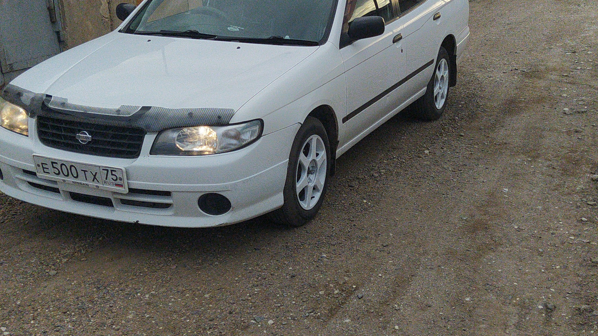 Nissan Expert (W11) 1.8 бензиновый 2000 | エキスパート на DRIVE2