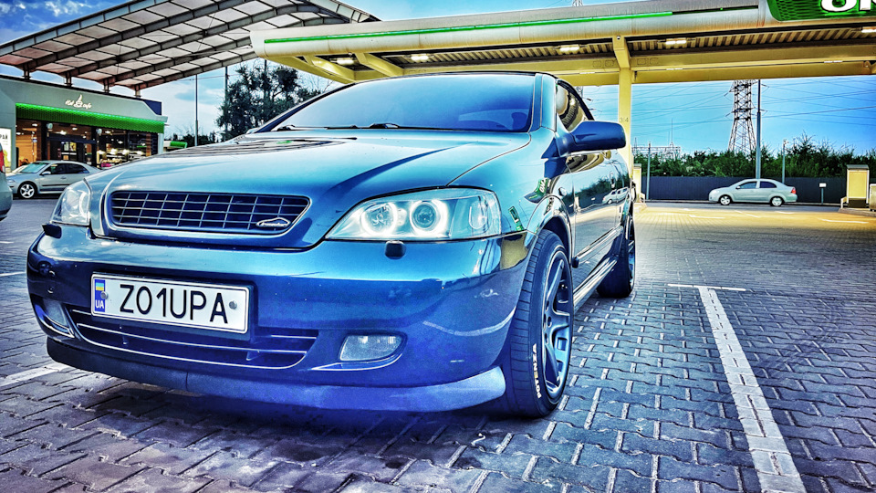 Opel Astra Cabrio [Brunehilde]