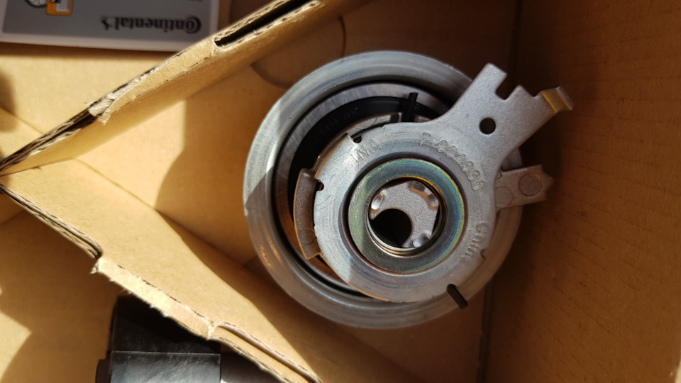 Плановая замена ремня ГРМ CZDA — Volkswagen Passat B8, 1,4 л, 2016 года ...