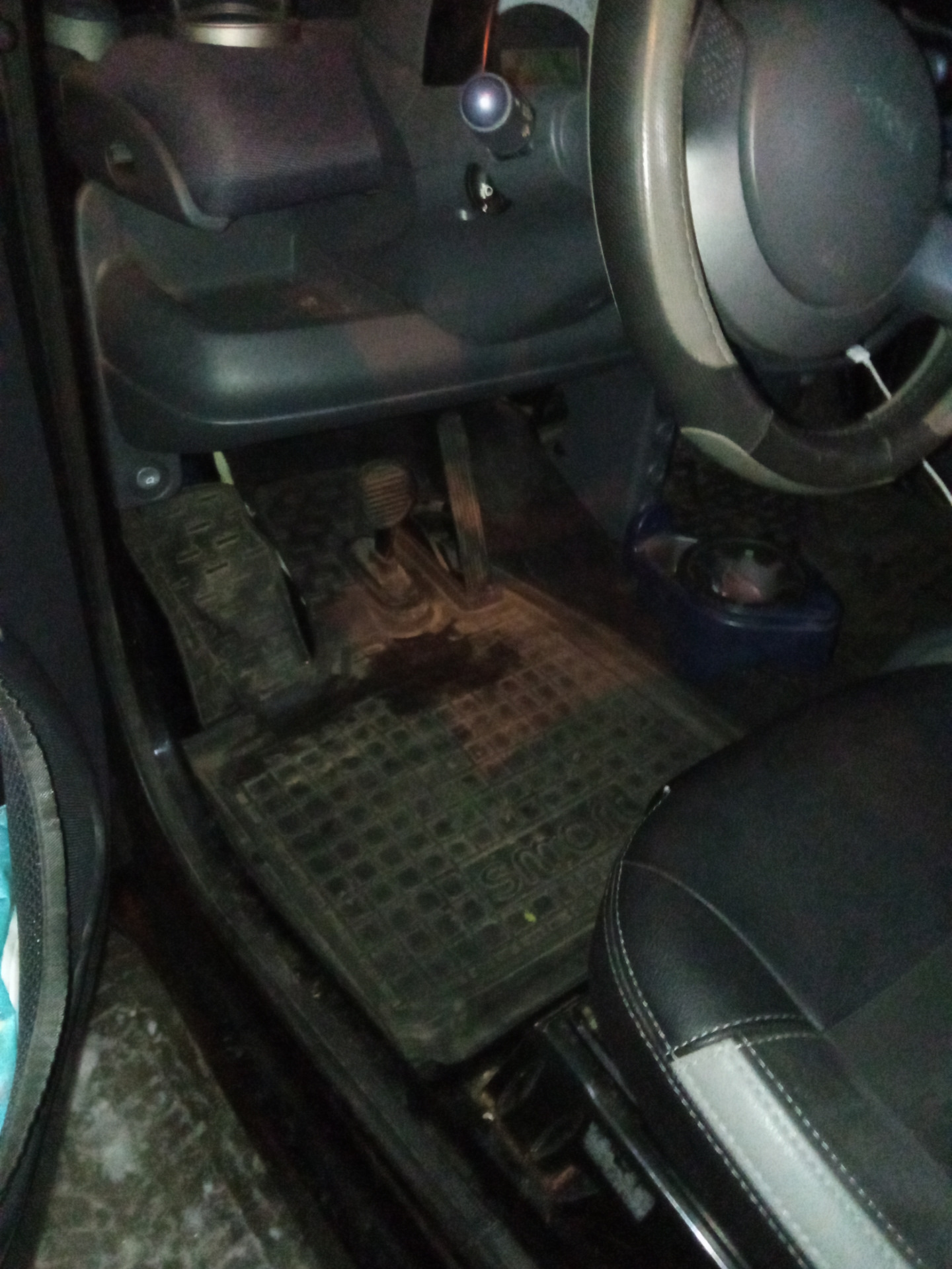 Как убрать влагу из подковров smart 450 — Smart fortwo (1G), 0,6 л ...