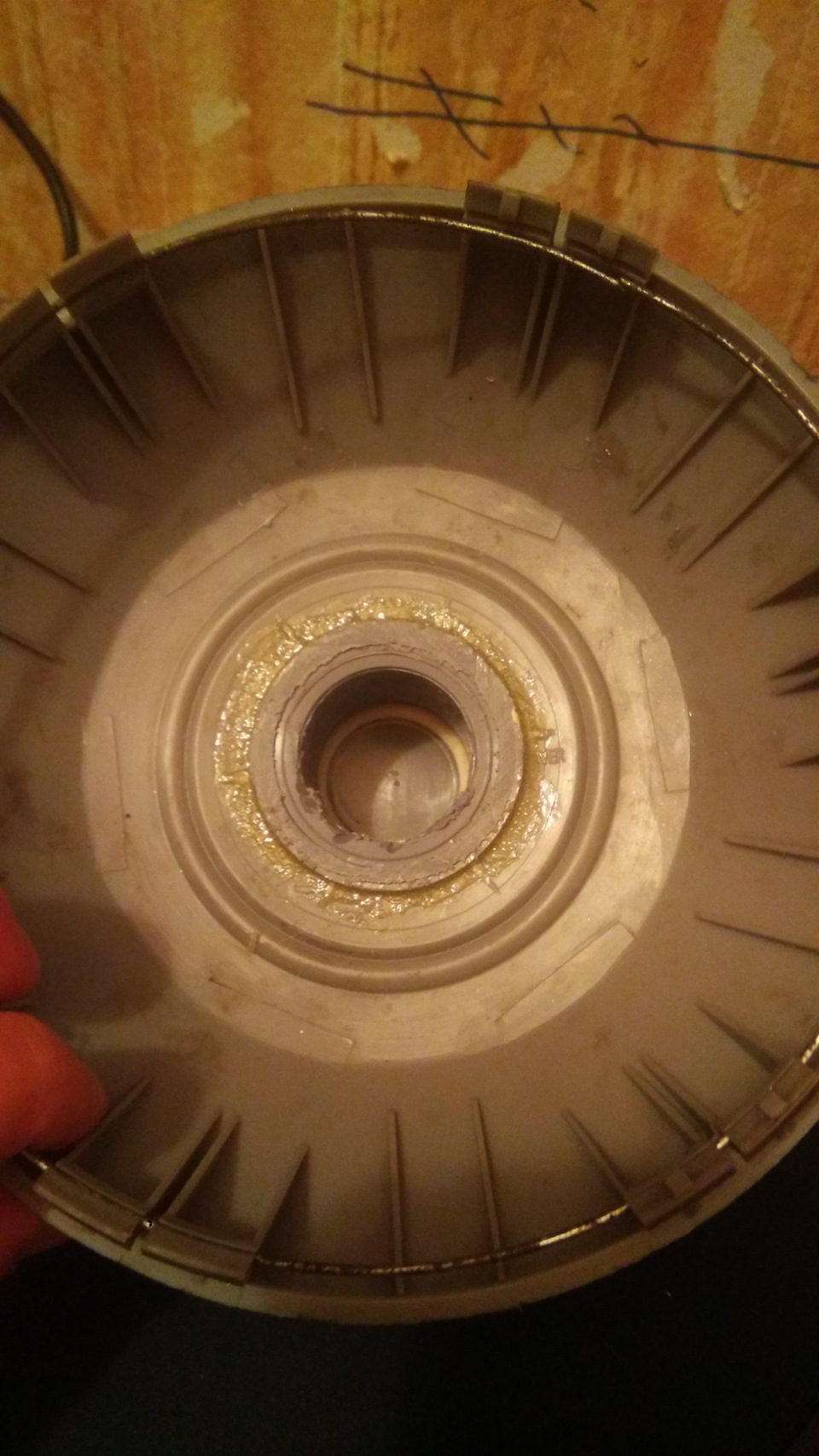 Мой вариант колпаков на мех.крышки хабов — SsangYong Rexton (1G), 2,3 л ...