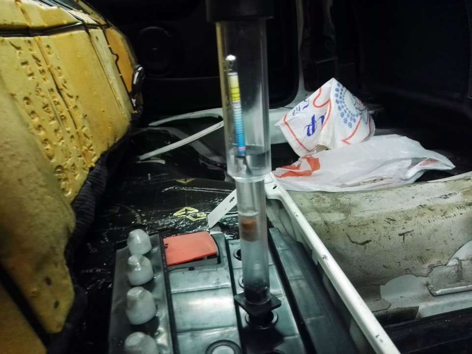 Фото в бортжурнале Audi 100 Avant (C4)