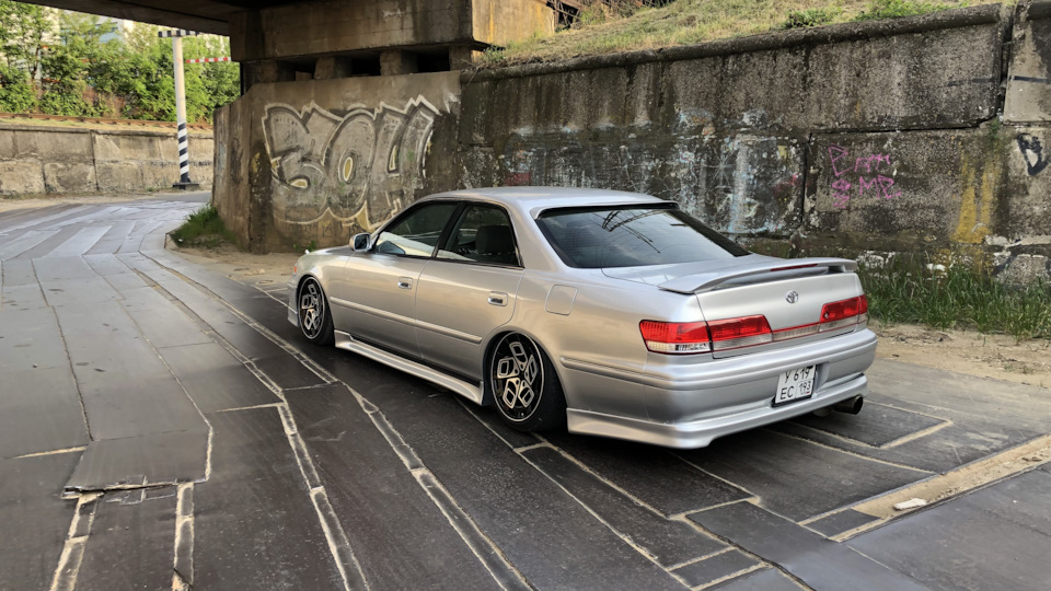 Toyota Mark II Морковка