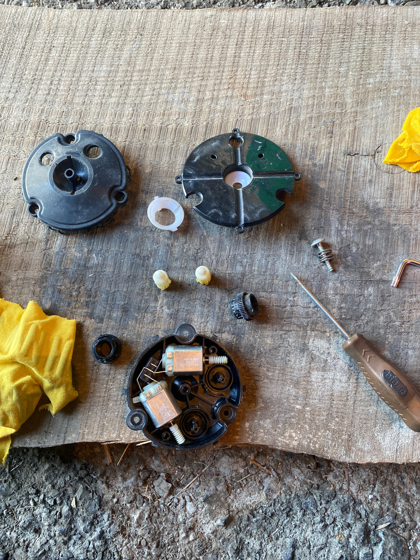 Ремонт электропривода зеркал. — Opel Astra H GTC, 1,8 л, 2007 года ...