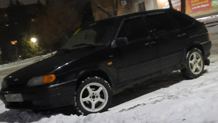 Падает напряжение при включении поворотников и заднего хода — Lada 2114 ...