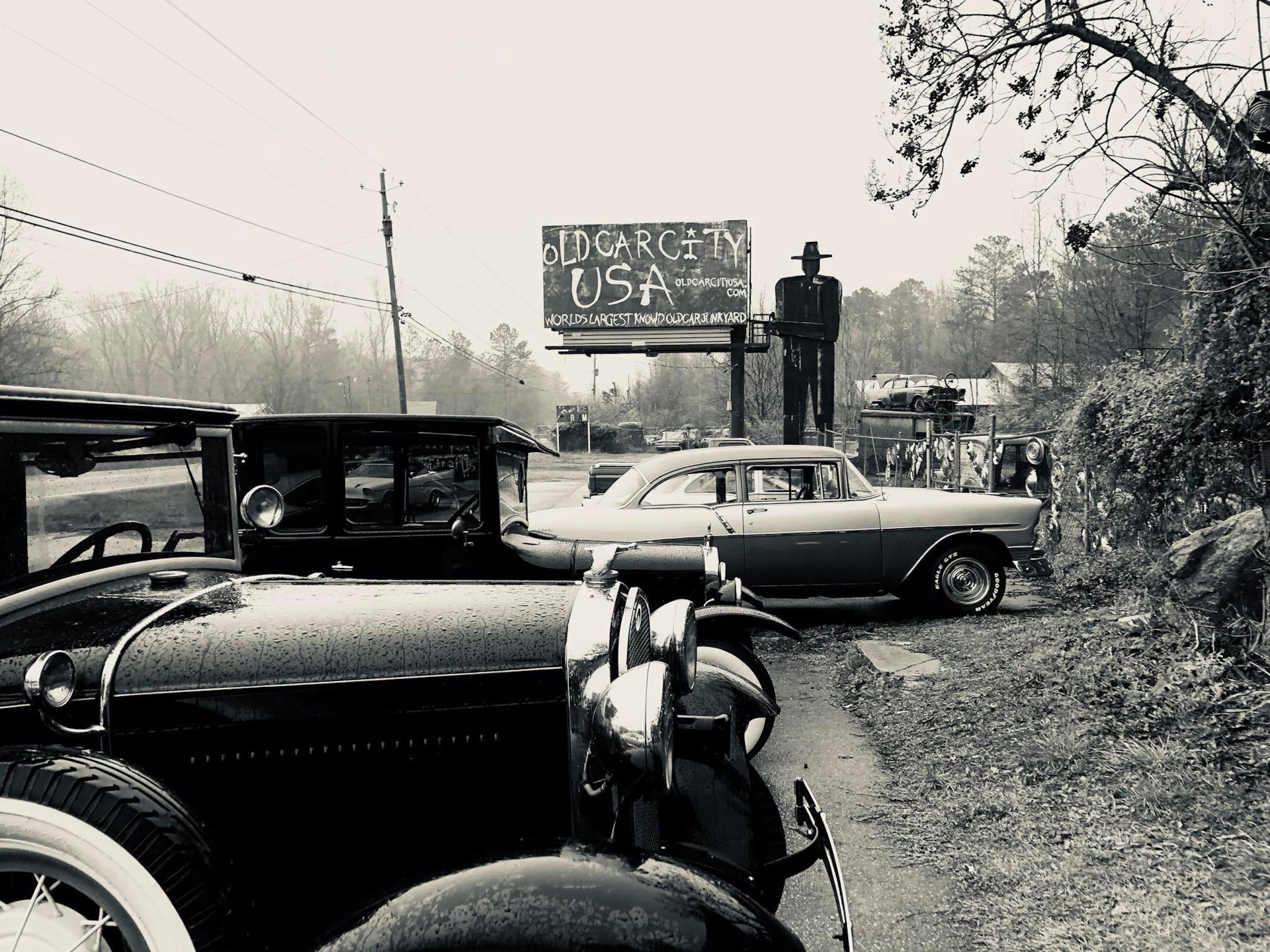 Old car city. Авто старое улица. Солидные машины старой школы. Машина старого Бога.