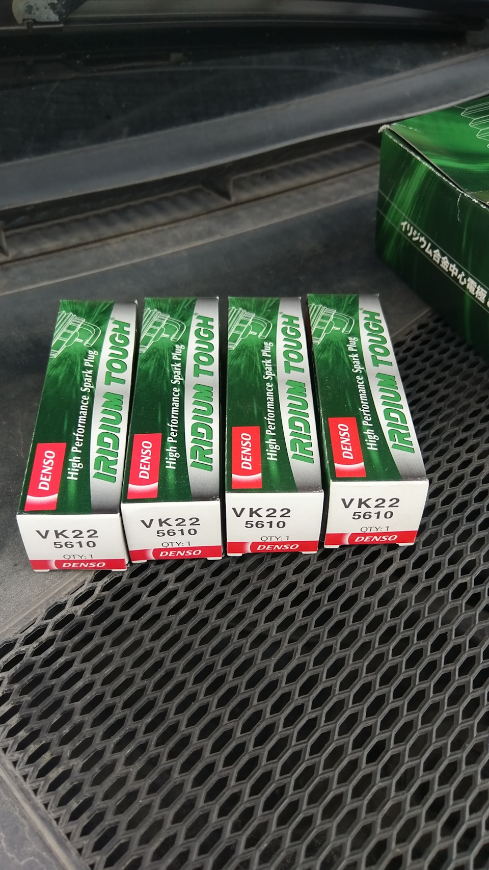 Фото в бортжурнале Audi A4 (B6). Запчасти на фото: VK22, 5610