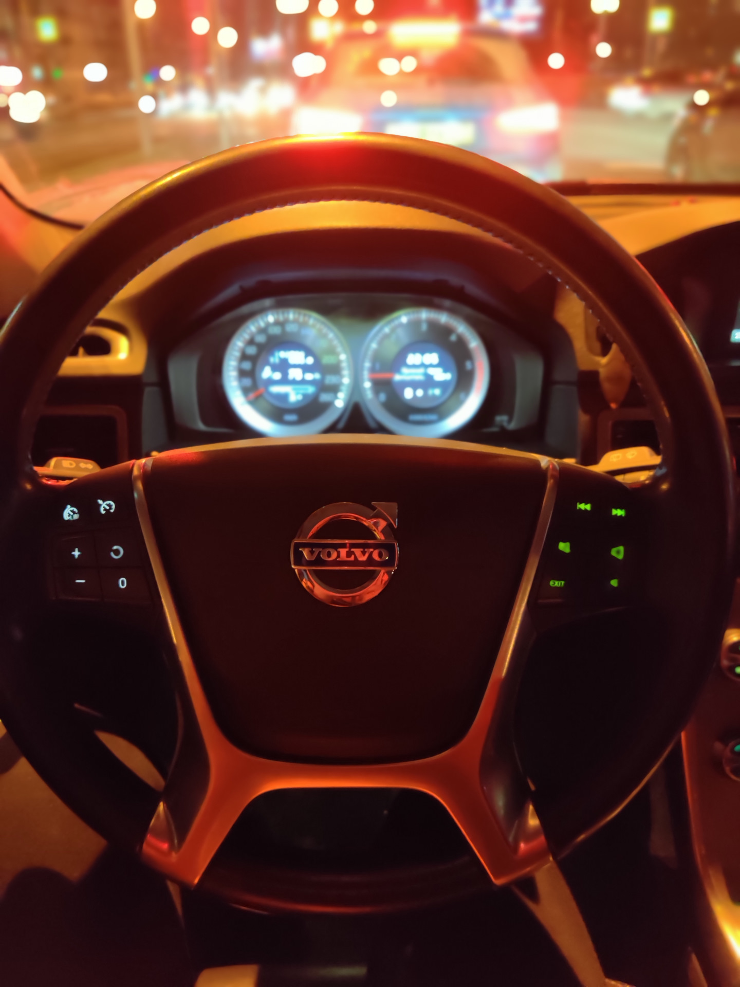 Установка лимитера скорости и запуск Вебасто с пульта — Volvo XC70 III ...