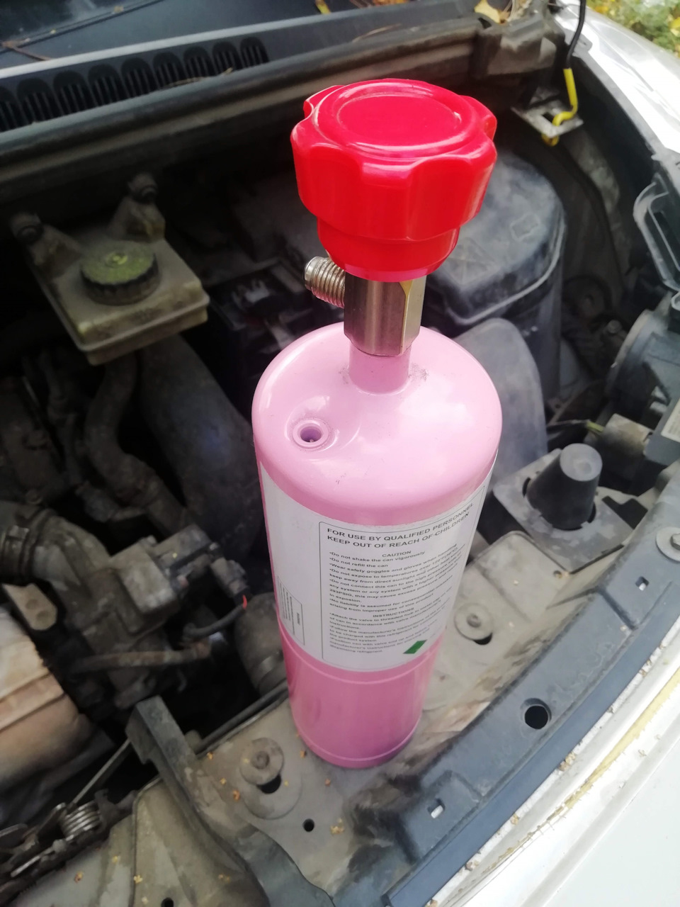 Самостоятельная дозаправка кондиционера 100р/100гр — Peugeot 3008 (1G ...