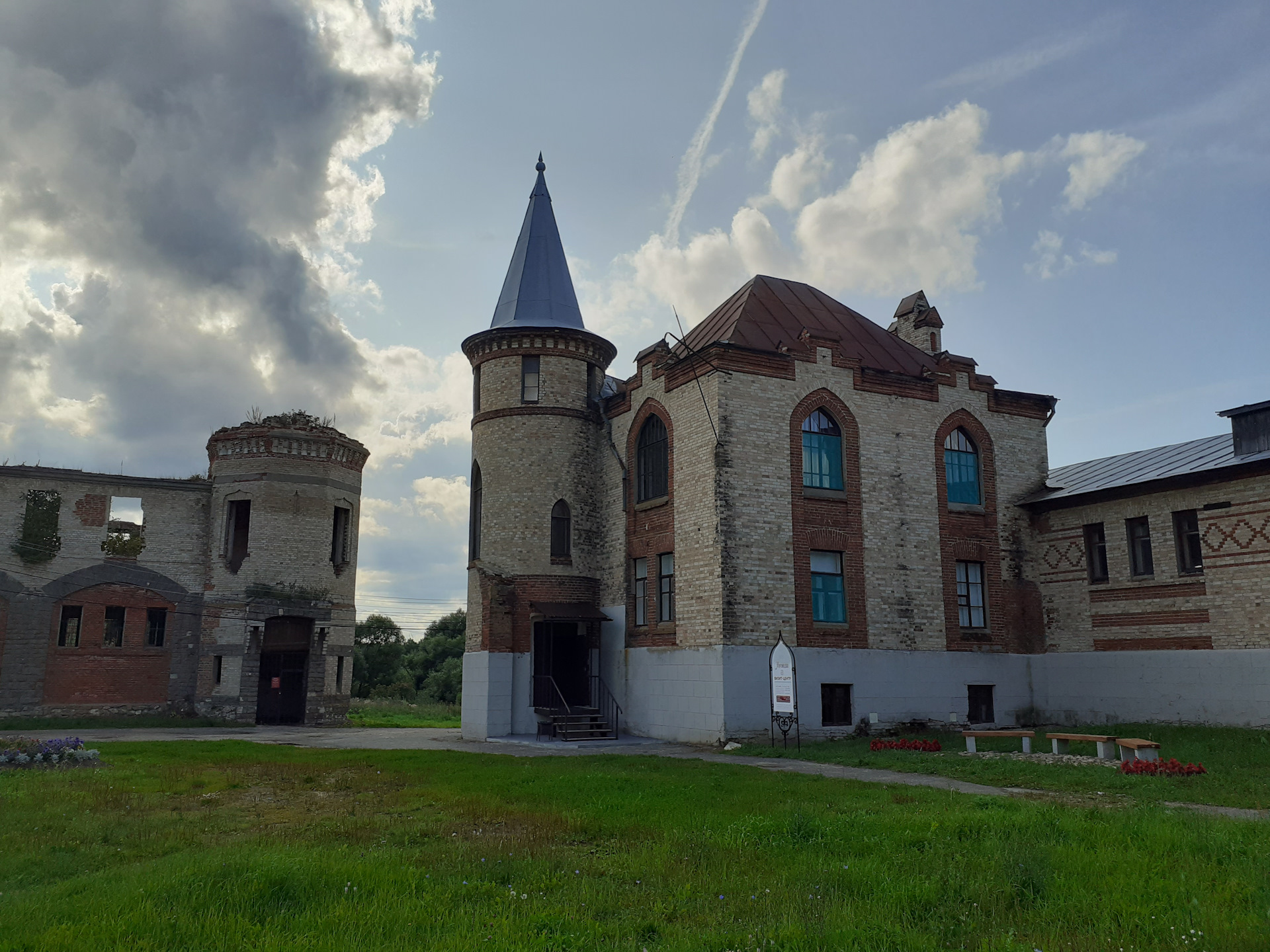 Замок Храповицкого 2019