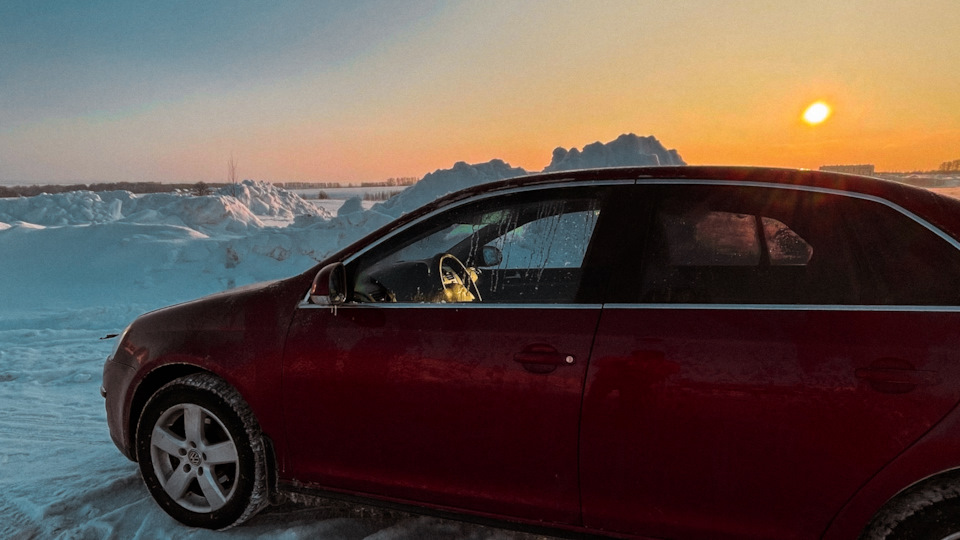 Резиновый «скрип» при проезде лежачих полицейских. Кто то может ...