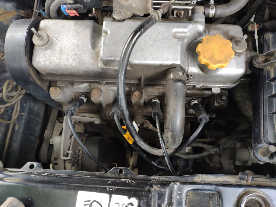 Замена Свечей и Высоковольтных Проводов — Lada 2114, 1,6 л, 2009 года ...