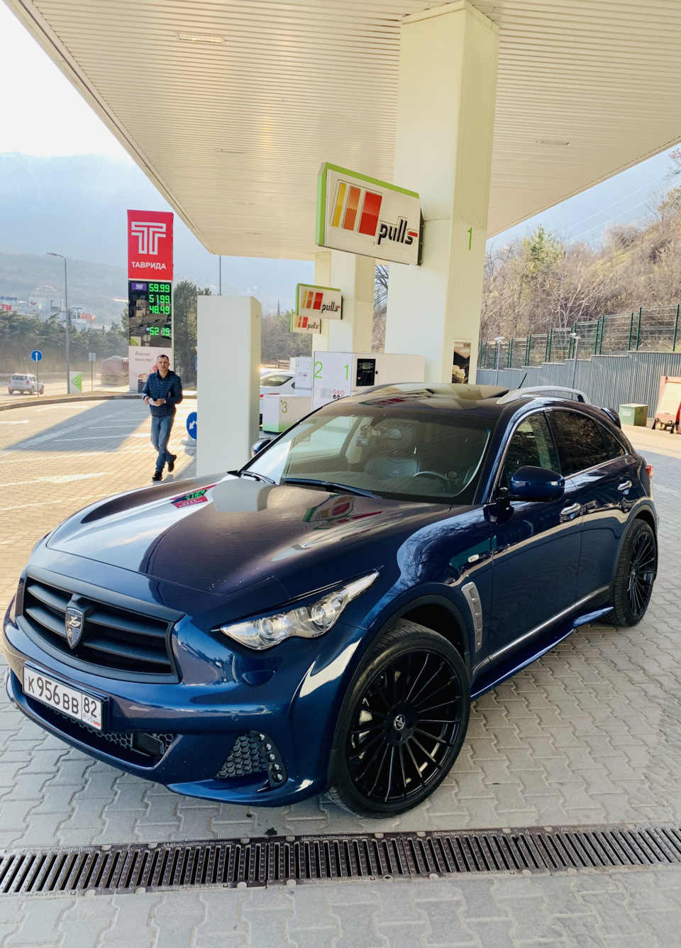 Вроде круть — Infiniti FX (2G)