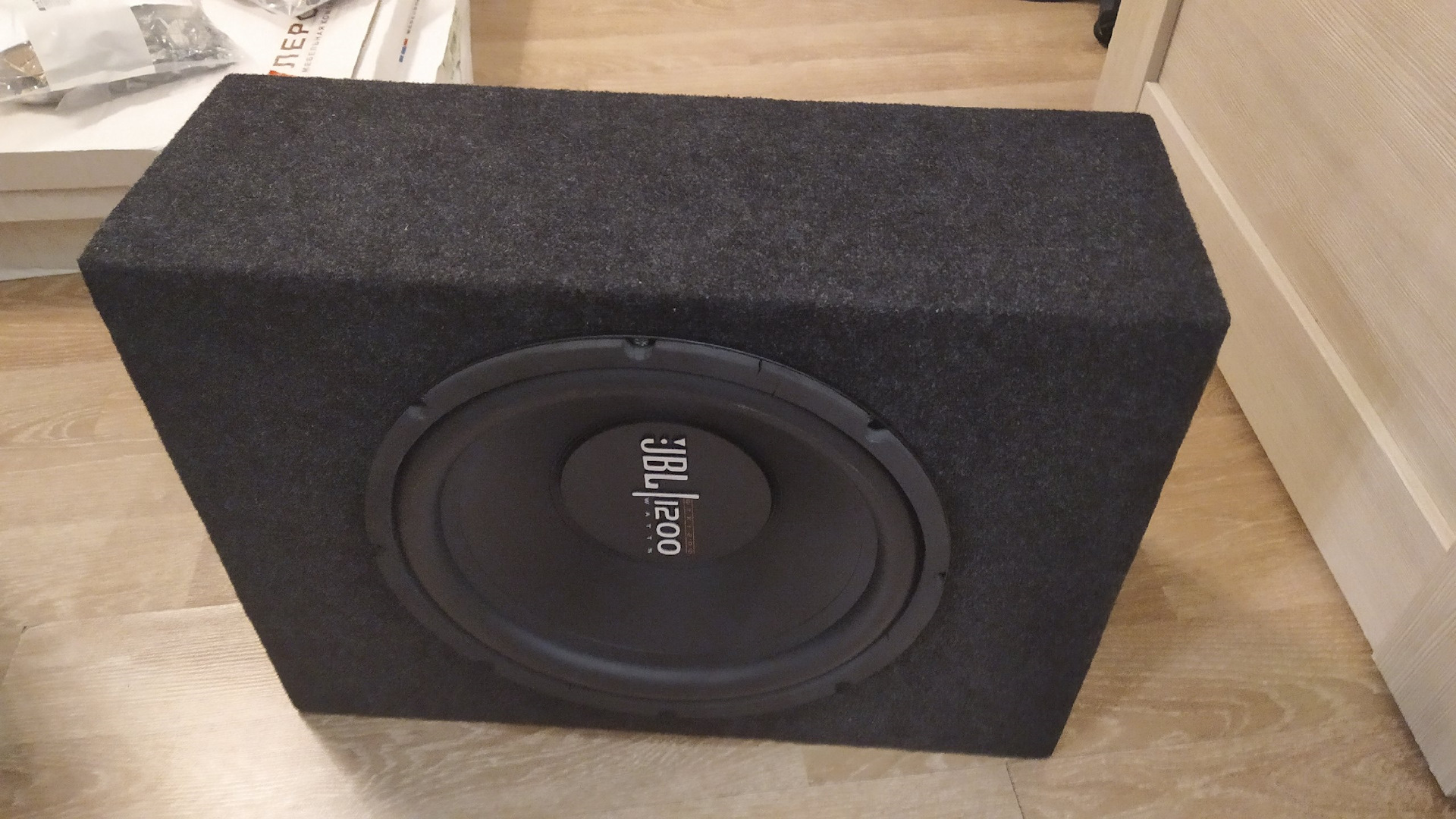 Jbl gt x1200 короб