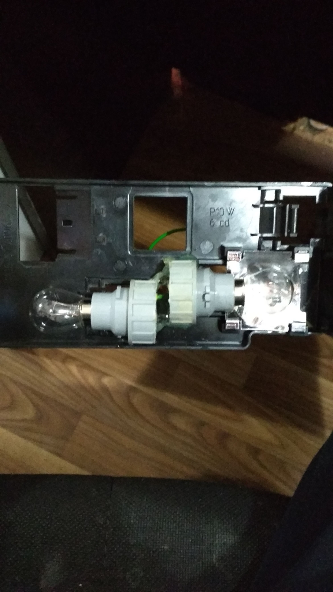 Как снять бардачок на рено дастер - 98 фото