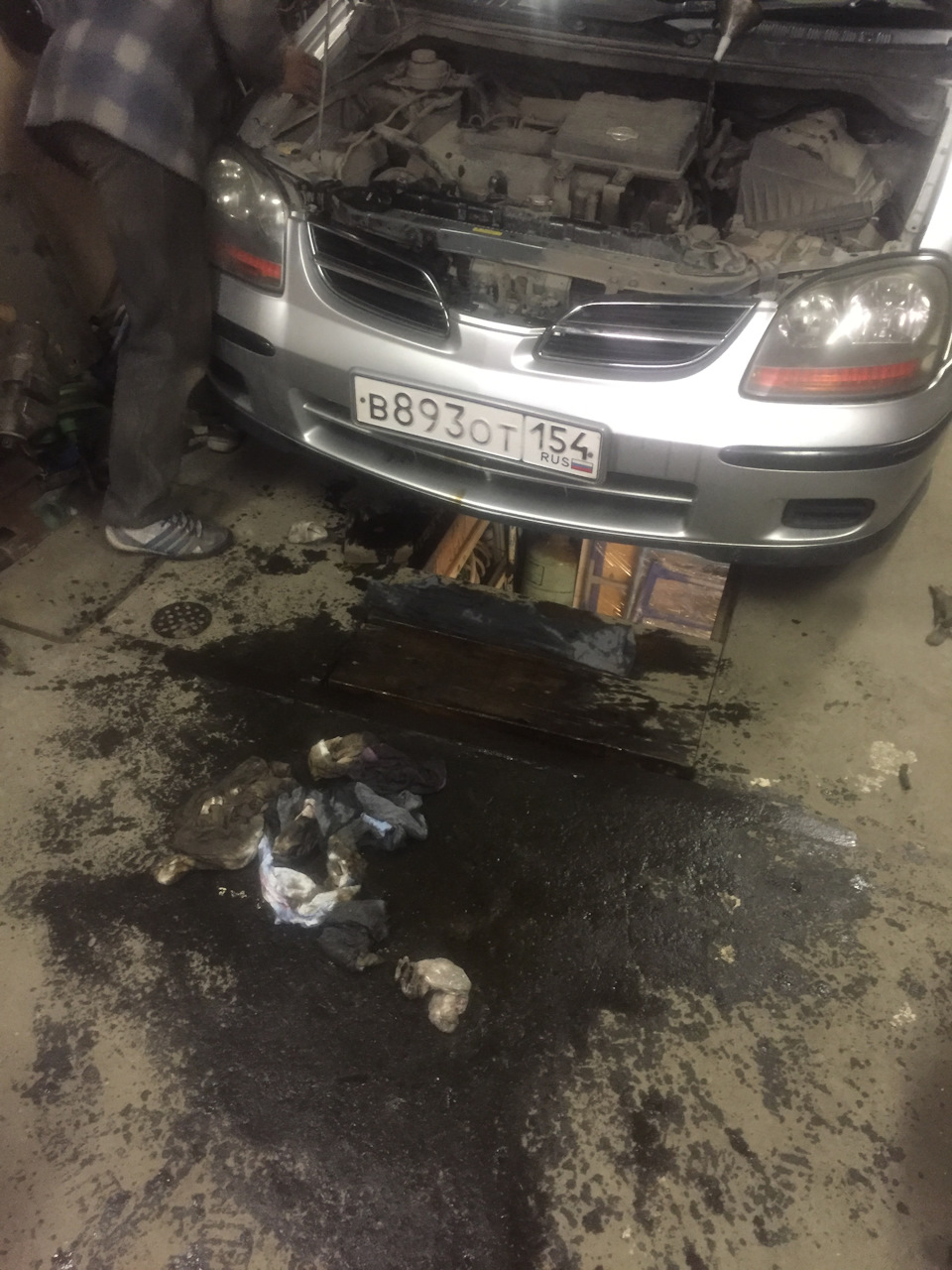 Фото в бортжурнале Nissan Tino