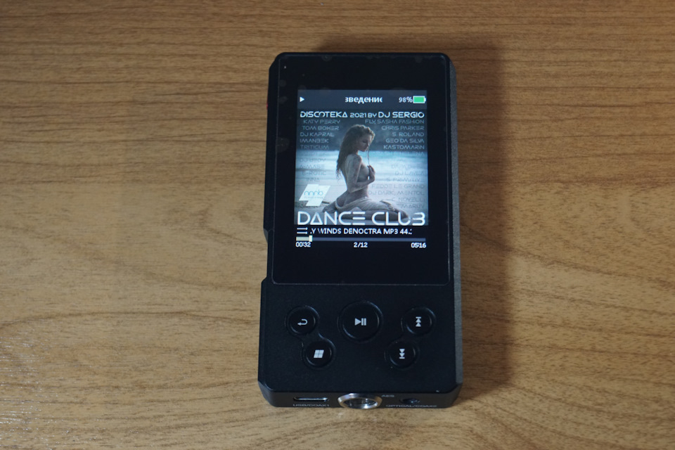 xDuoo X10T II — Lada Приора Купе. Запчасти на фото: MP344