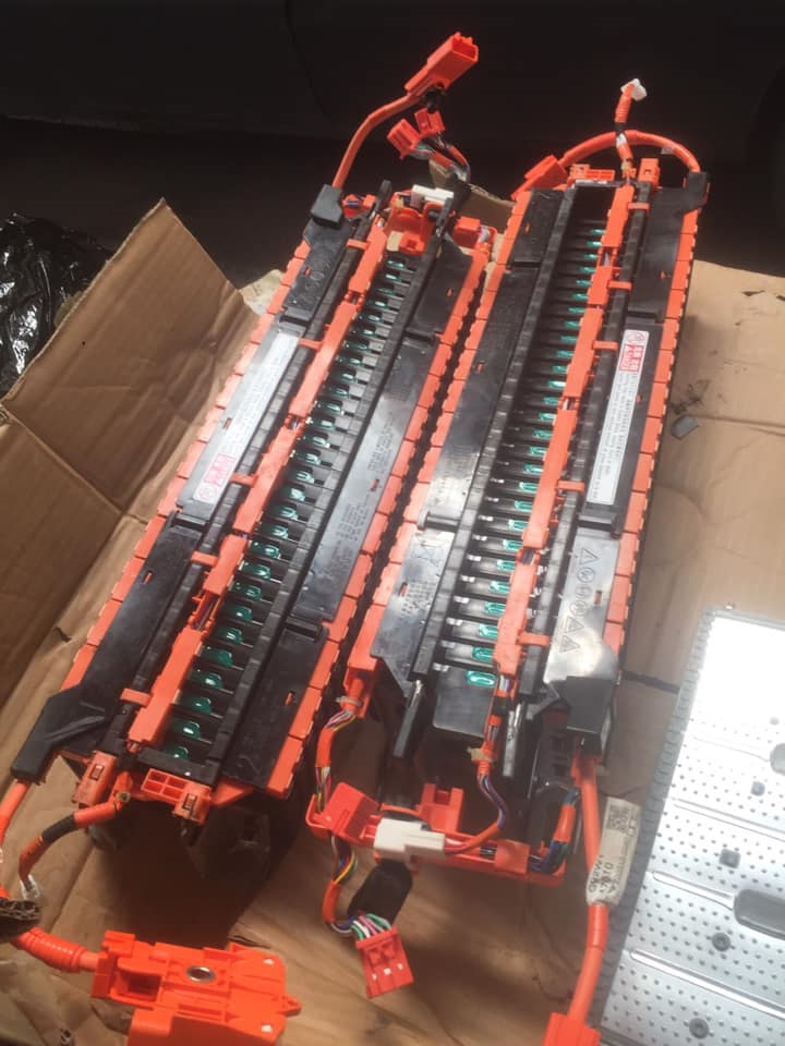 Переделка под литий? Видел кто такое? — Lexus CT 200h, 1,8 л, 2011 года ...