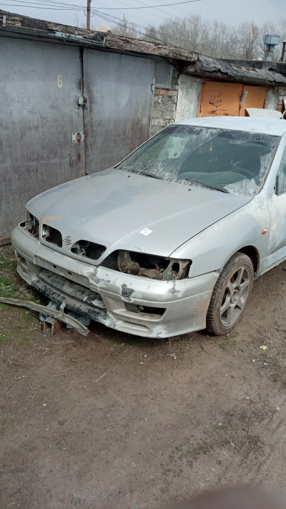 Покраска кузова. часть 1 — Nissan Primera (P11), 2 л, 1997 года | своими  руками | DRIVE2