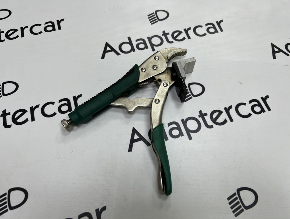 Щипцы для склеивания и фиксации шва фар — Adaptercar.ru на DRIVE2