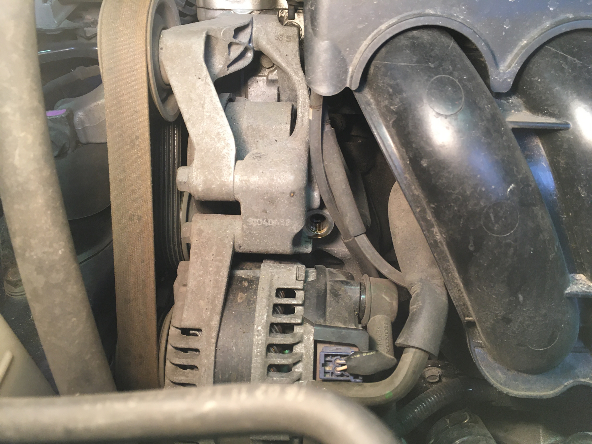 Клапан PCV от K24A3 — Honda Accord (8G), 2,4 л, 2011 года просто так