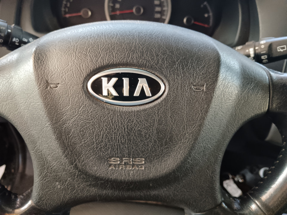 Подклинивает руль при поворотах. — KIA Sportage (2G), 2 л, 2010 года ...
