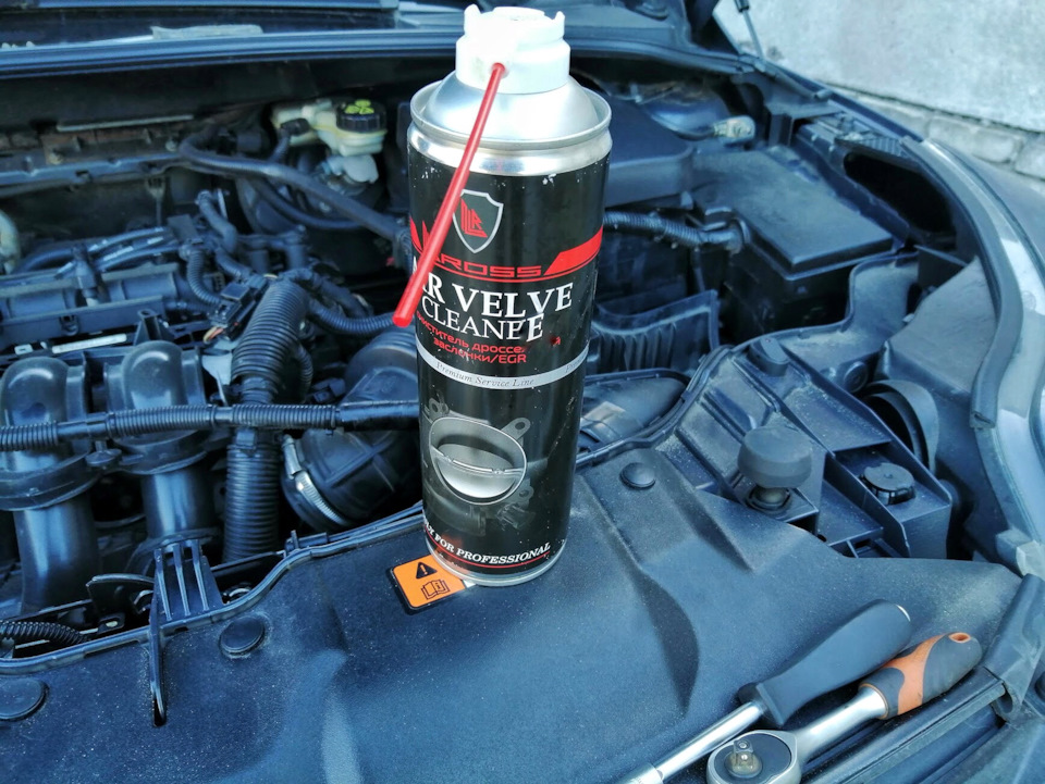 Пора наверное все таки попшикать из фунфырика, хуже не будет ) — Ford Focus Hatchback III