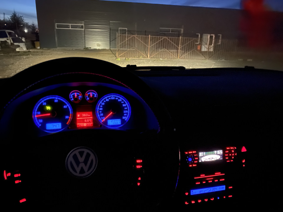 Магнитола — Volkswagen Passat B5, 2,5 л, 2002 года | автозвук | DRIVE2